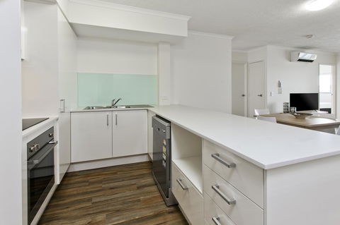 Arise Princess Regent Apartments - Gold Coast 4U 4