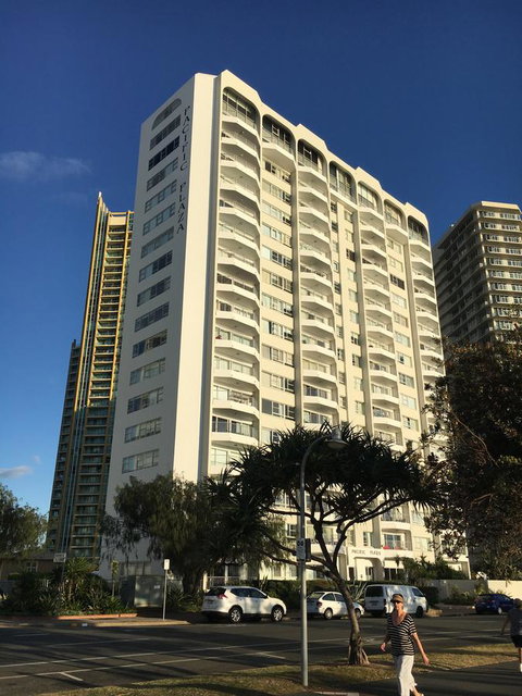 Pacific Plaza Apartments - Accommodation Gold Coast 11