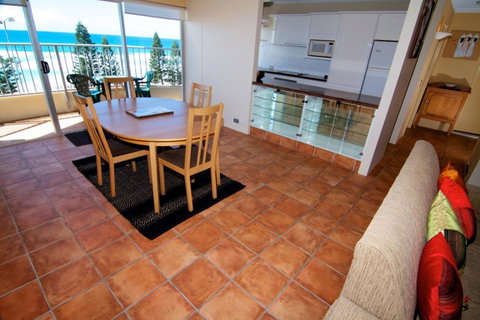 Pacific Plaza Apartments - Accommodation Gold Coast 41