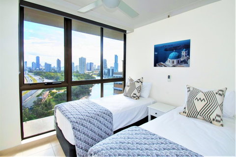 Capricorn One Beachside Holiday Apartments - Official - Accommodation Gold Coast 28