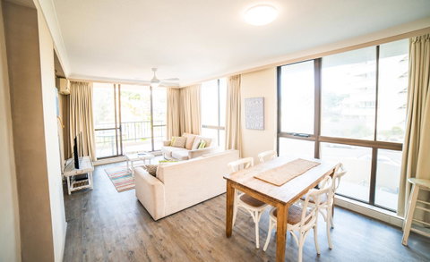Capricorn One Beachside Holiday Apartments - Official - Accommodation Gold Coast 4