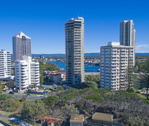 Capricorn One Beachside Holiday Apartments - Official - Accommodation Gold Coast 8