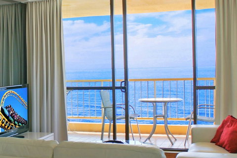 Capricorn One Beachside Holiday Apartments - Official - Accommodation Gold Coast 17