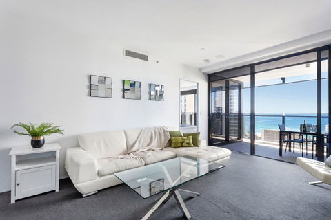 Holiday Holiday Circle On Cavill Apartments - Accommodation Gold Coast 15
