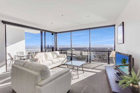 Holiday Holiday Circle On Cavill Apartments - Accommodation Gold Coast 25