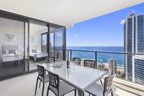 Holiday Holiday Circle On Cavill Apartments - Accommodation Gold Coast 3
