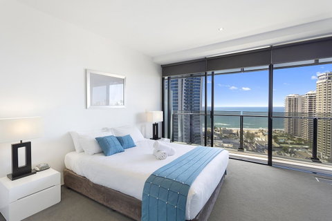 Holiday Holiday Circle On Cavill Apartments - Accommodation Gold Coast 12