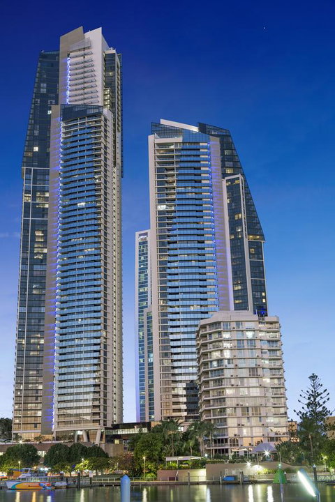 Holiday Holiday Circle On Cavill Apartments - Accommodation Gold Coast 28