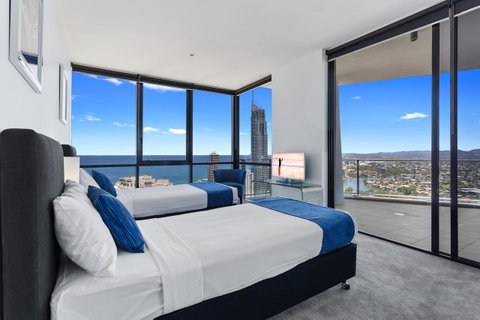 Holiday Holiday Circle On Cavill Apartments - Accommodation Gold Coast 11