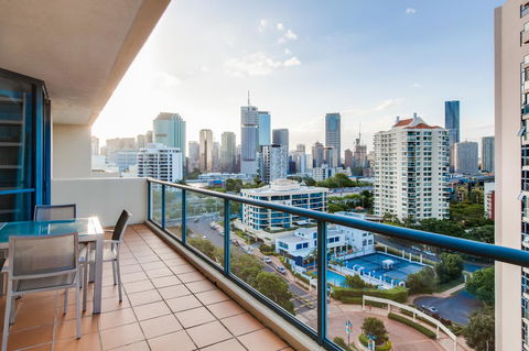Dockside Brisbane - Gold Coast 4U 40
