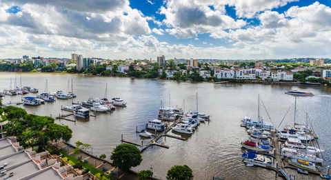 Dockside Brisbane - Gold Coast 4U 32