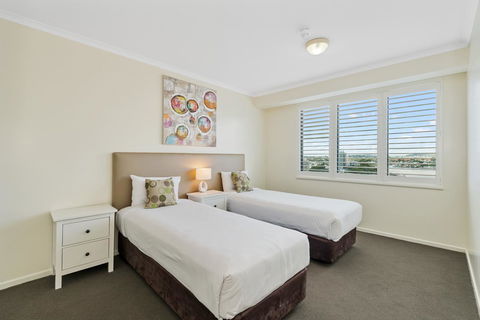 Dockside Brisbane - Gold Coast 4U 16