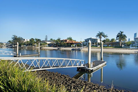 ULTIQA Freshwater Point Resort - Accommodation Gold Coast 32