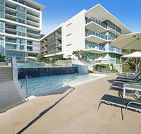 ULTIQA Freshwater Point Resort - Gold Coast 4U