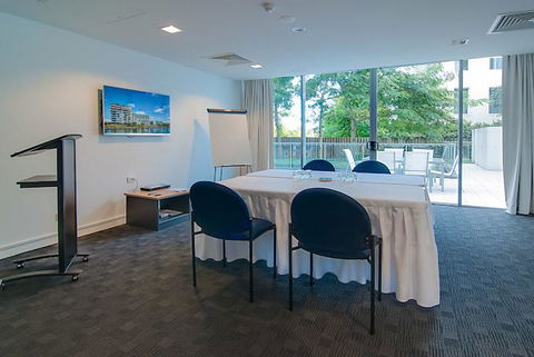 ULTIQA Freshwater Point Resort - Accommodation Gold Coast 2