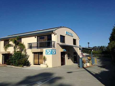 Novena Palms Motel - Gold Coast 4U 4