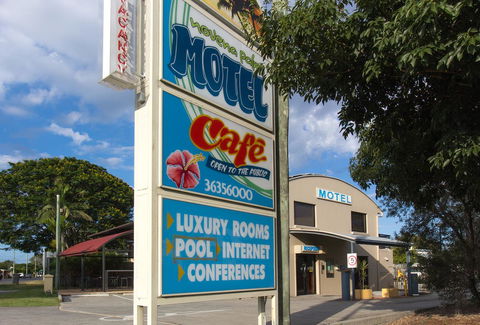 Novena Palms Motel - Gold Coast 4U 24