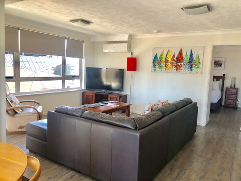 Wharf Boutique Apartments - Accommodation Gold Coast 9