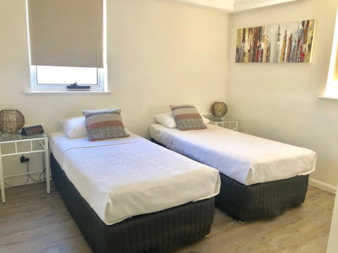 Wharf Boutique Apartments - Accommodation Gold Coast 6