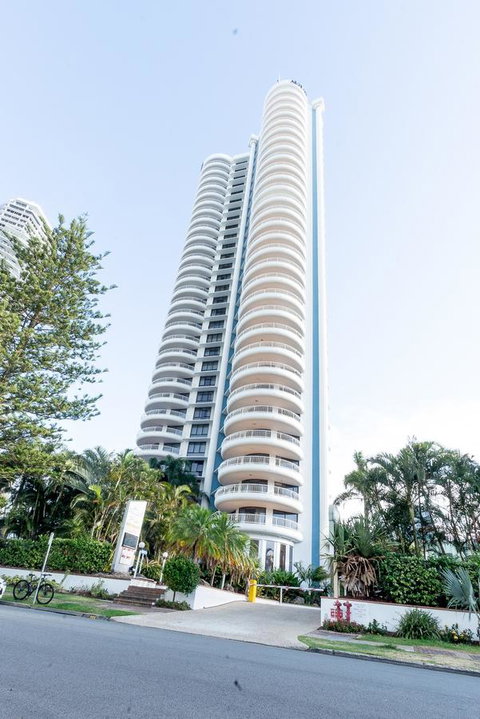 Excluza - Accommodation Gold Coast 5