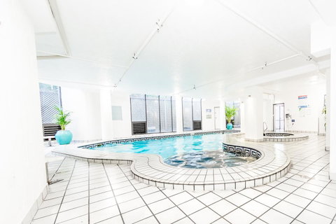 Excluza - Accommodation Gold Coast 9
