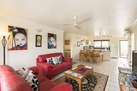 Marcol Place Holiday Apartments - Gold Coast 4U 16