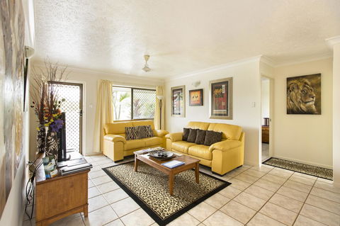 Marcol Place Holiday Apartments - Gold Coast 4U 3