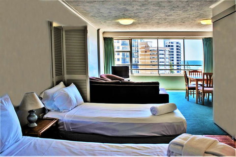 Equinox Resort - Accommodation Gold Coast 11