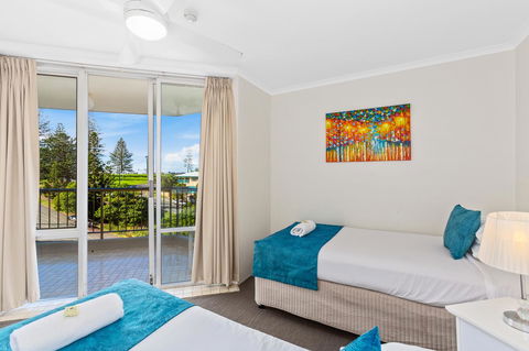 Rainbow Commodore Coolangatta - Gold Coast 4U 27
