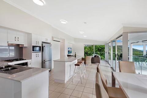 Oasis Apartments On Hamilton Island By HIHA - Accommodation Gold Coast 40