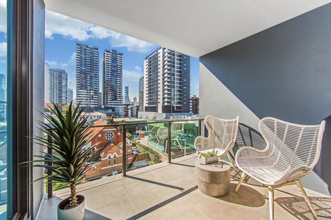 Arise Harmony Apartments - Accommodation Gold Coast 3