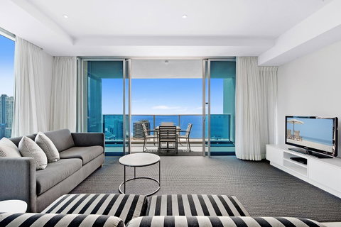 Number 1 H Residences - WiFi, Parking & More By Gold Coast Holidays - Accommodation Gold Coast 36