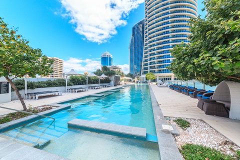 Number 1 H Residences - WiFi, Parking & More By Gold Coast Holidays - Accommodation Gold Coast 38