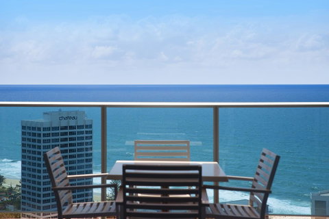 Number 1 H Residences - WiFi, Parking & More By Gold Coast Holidays - Accommodation Gold Coast 27