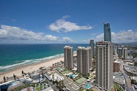 Number 1 H Residences - WiFi, Parking & More By Gold Coast Holidays - Accommodation Gold Coast 9