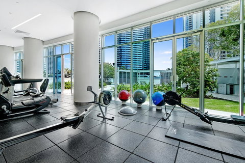 Number 1 H Residences - WiFi, Parking & More By Gold Coast Holidays - Accommodation Gold Coast 25