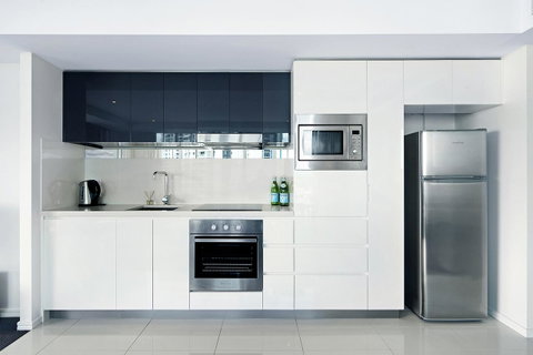 Number 1 H Residences - WiFi, Parking & More By Gold Coast Holidays - Accommodation Gold Coast 35