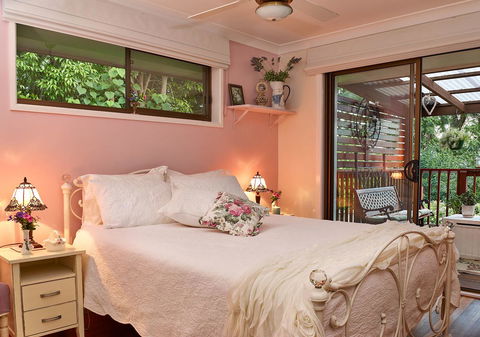 Manitzky Magic -B&B Home With Heart - Accommodation Gold Coast 0