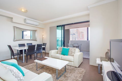 Republic Apartments Brisbane City - Accommodation Gold Coast 7