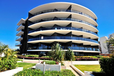 Ambience On Burleigh Beach - Gold Coast 4U 32