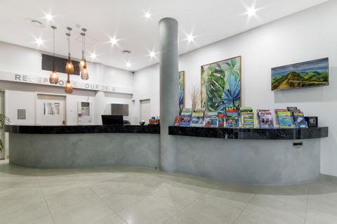 Sunshine Tower Hotel - Accommodation Gold Coast 24