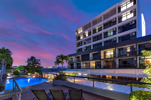 Sunshine Tower Hotel - Accommodation Gold Coast 3