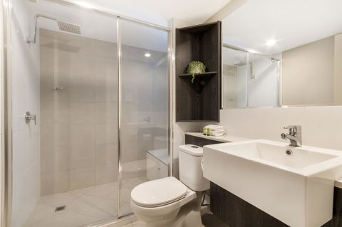 Sunshine Tower Hotel - Accommodation Gold Coast 7