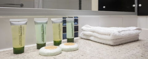 Sunshine Tower Hotel - Accommodation Gold Coast 14