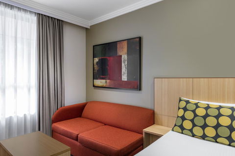Mercure Brisbane Garden City - Gold Coast 4U 3