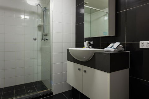 Oxygen Apartments - Gold Coast 4U 5