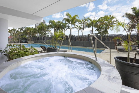 Wyndham Resort Surfers Paradise - Accommodation Gold Coast 2