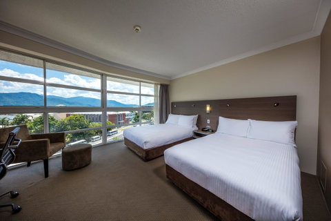 DoubleTree By Hilton Cairns - Accommodation Gold Coast 16