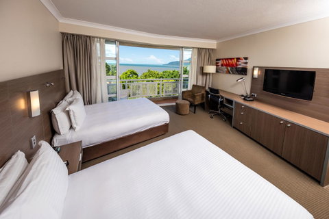 DoubleTree By Hilton Cairns - Accommodation Gold Coast 28