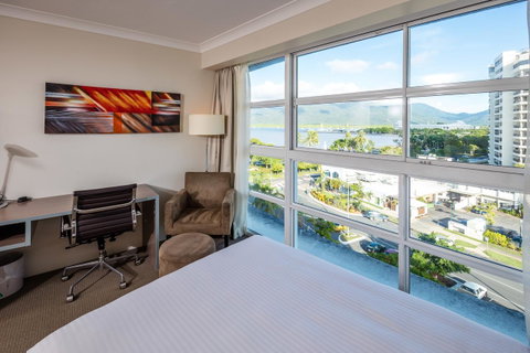 DoubleTree By Hilton Cairns - Accommodation Gold Coast 35